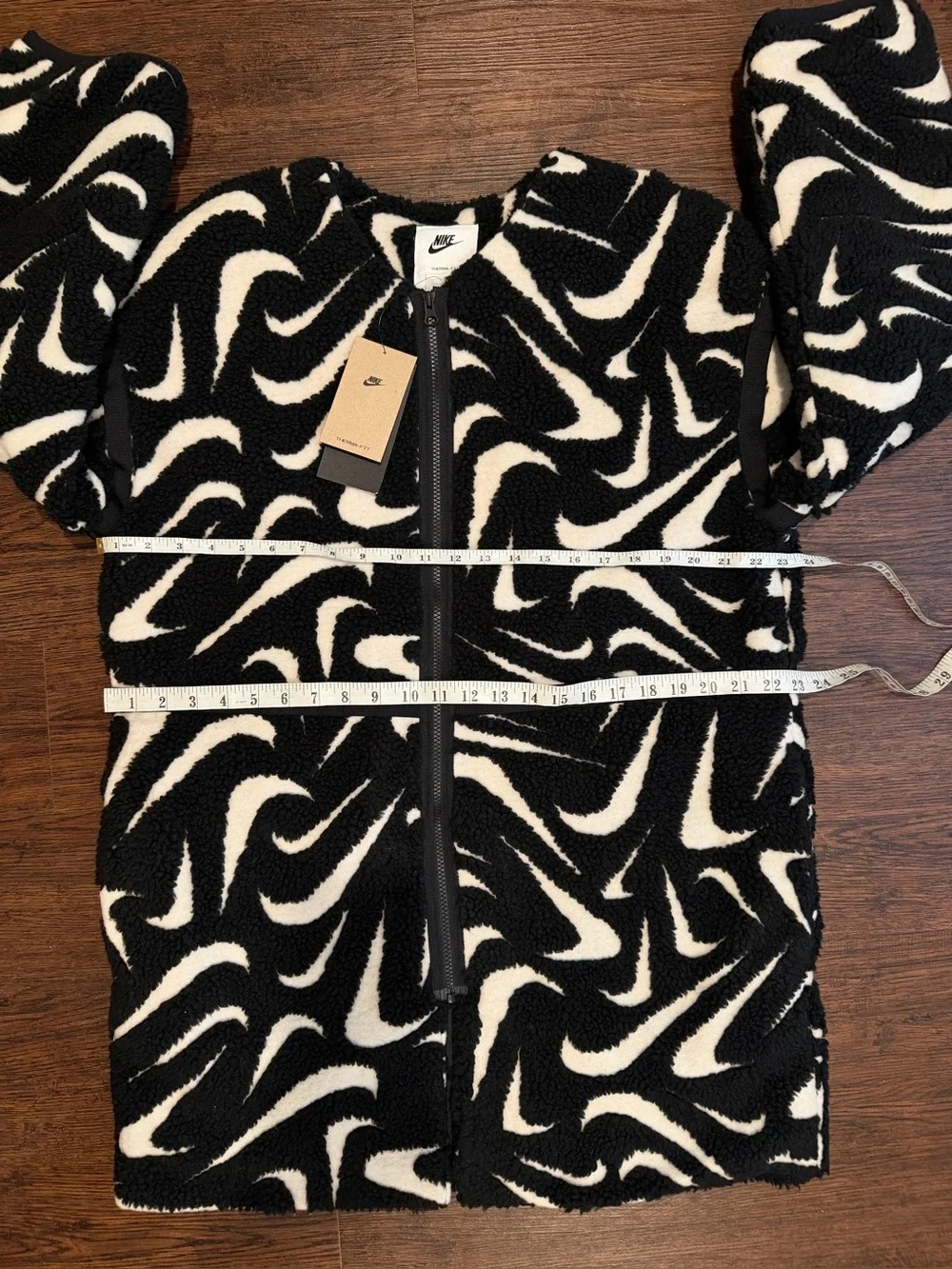 Nike Sportswear Loose High-Pile Jacket Black White FV8025-010 Womens Size M